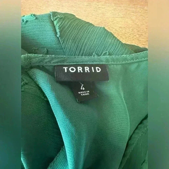 Torrid Emerald Green Star Top - Picture 7 of 7